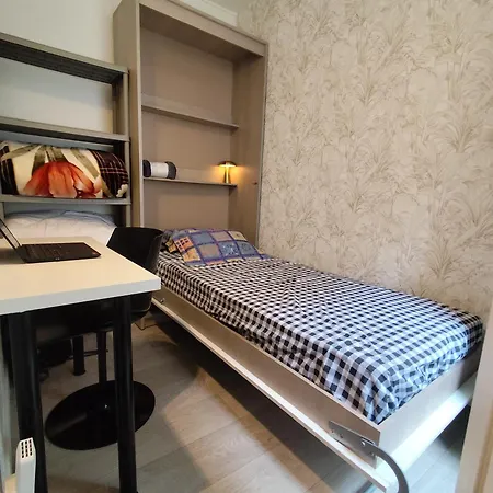 Apartman Cosy 3-room Flat, Near Paris